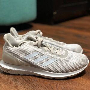 Adidas Cloudfoam Lite Racer Women's Shoes size 7.5